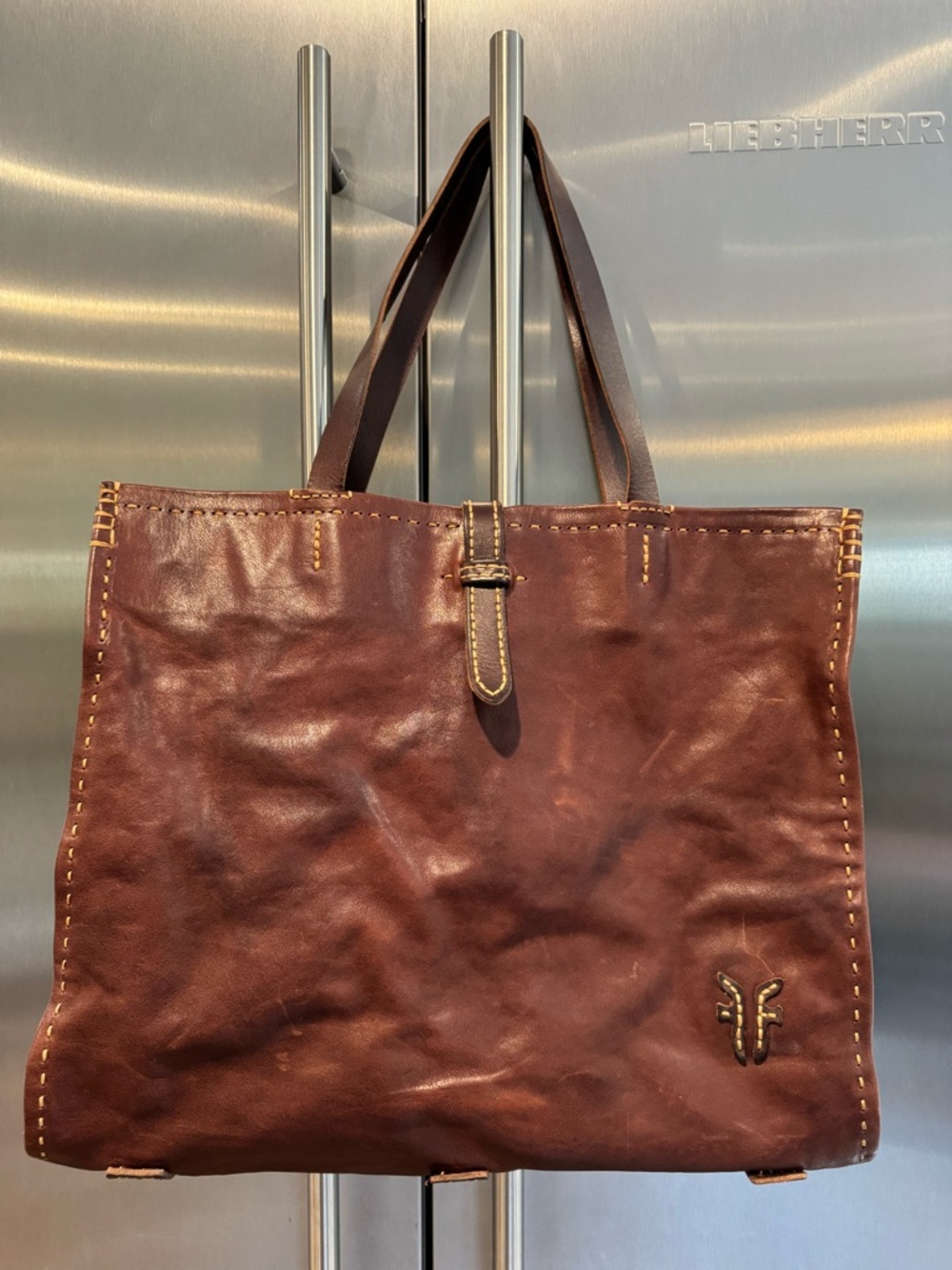 FRYE AND CO. Leather Tote | Large Shoulder Bag | Excellent Condition